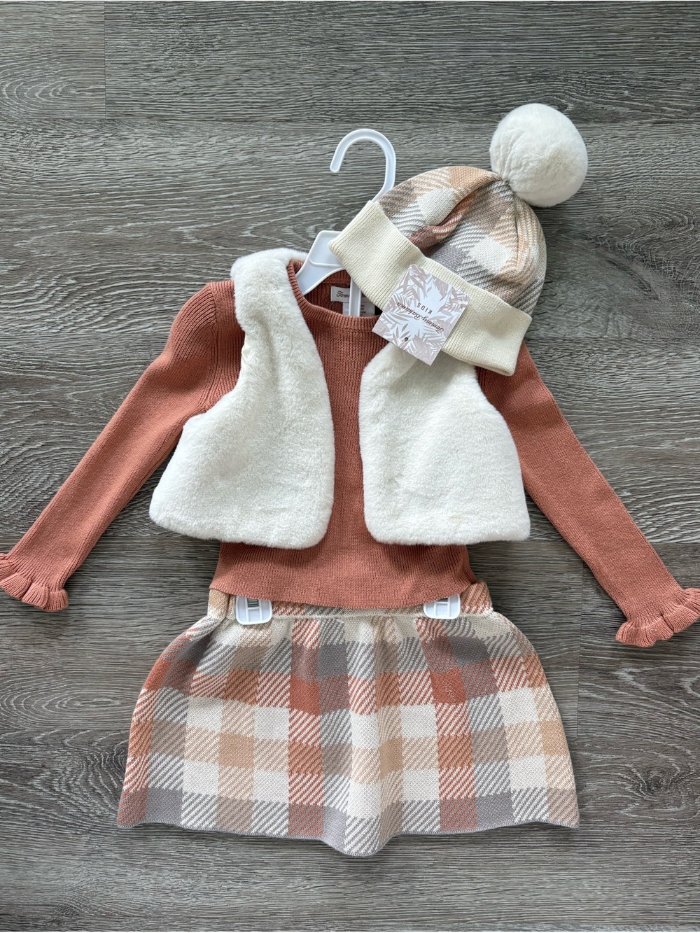 Tommy Bahama Knit Skirt Set (24M)